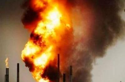 Improvvisa! Il fuoco è rotto nella fabbrica di barili a Wenzhou, in Cina